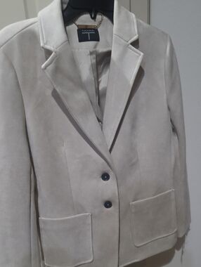 Tahari Cream Suede-Effect Blazer Jacket